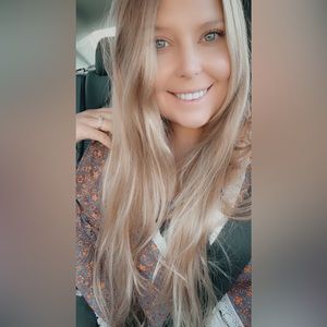 Meet your Posher, Brittney